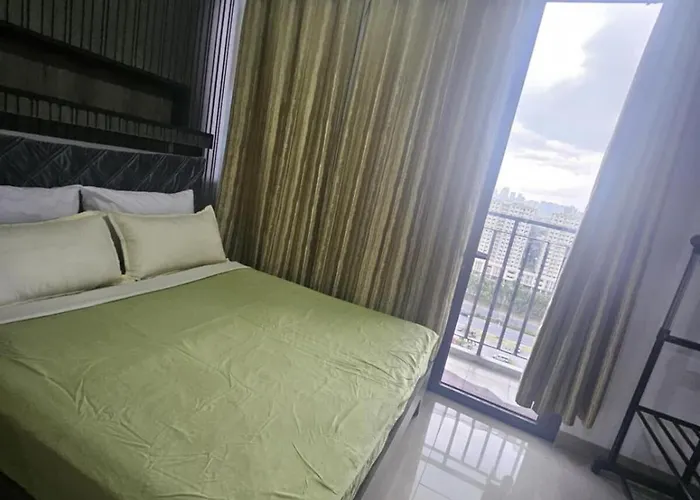 Staycation At Aapl *