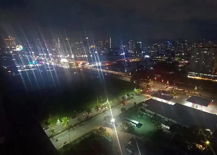 Staycation At Aapl Apartment Manila